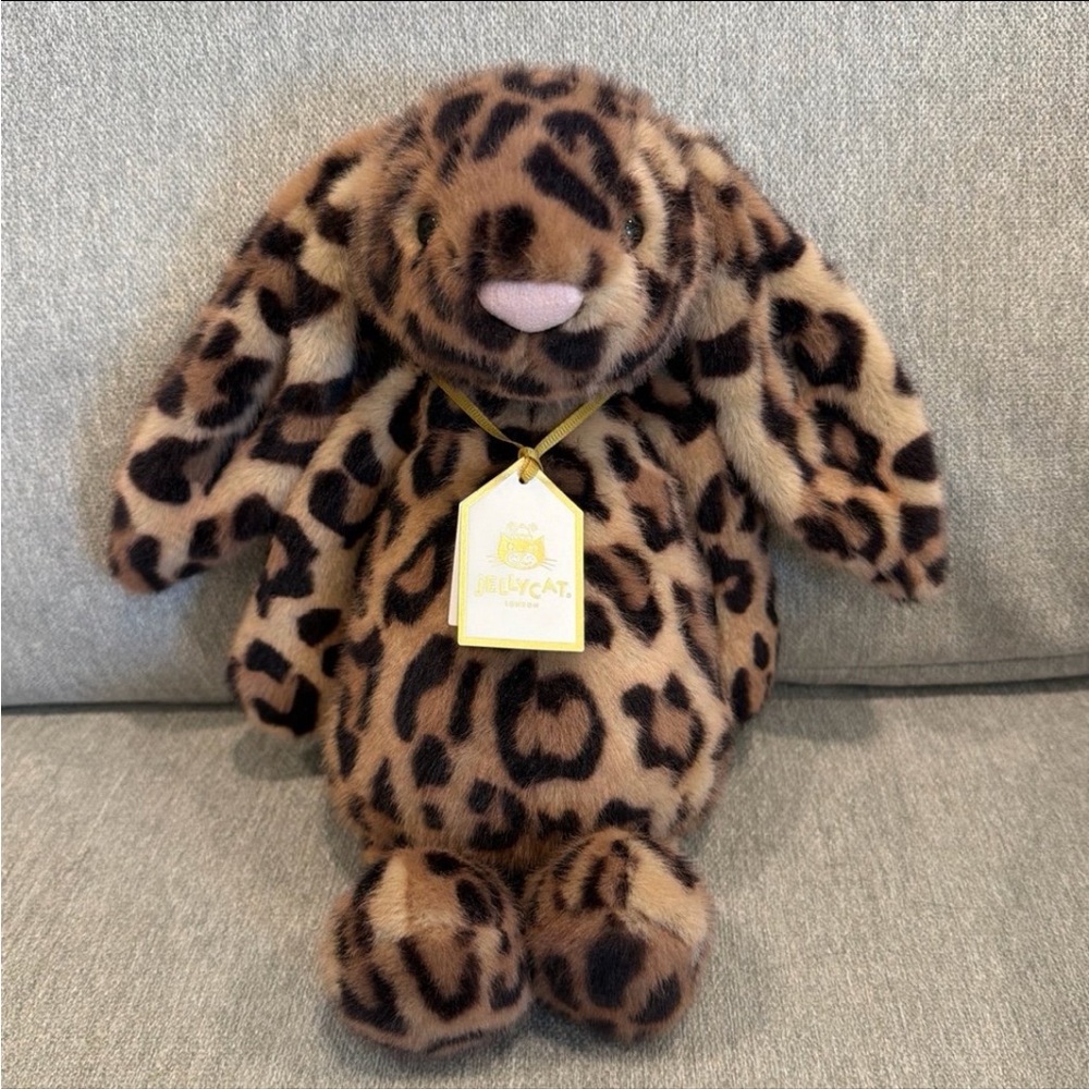 Authentic Jellycat Cobblehop Bunny Ruby Cruiser Exclusive  NWT